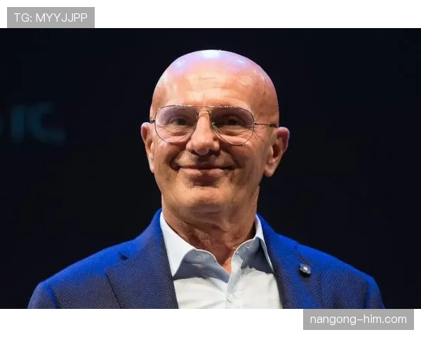 琼阿梅尼是否属于体系依赖型球员：战术定位与自主能力解析